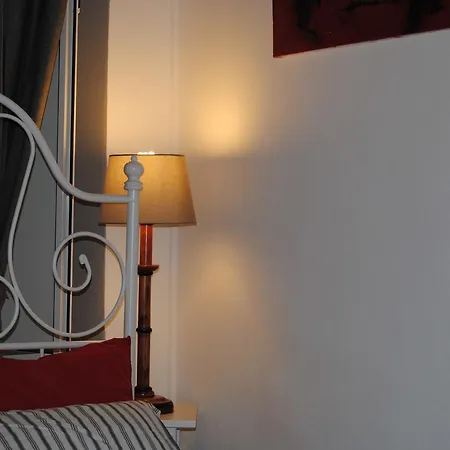 Bed & Breakfast Senzafissadimora *